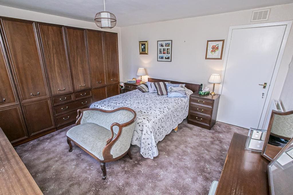 CUP1330JMP Z BEDROOM 2.jpg