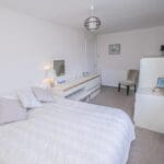 CUP1330JMP Z BEDROOM 1 AGAIN.jpg