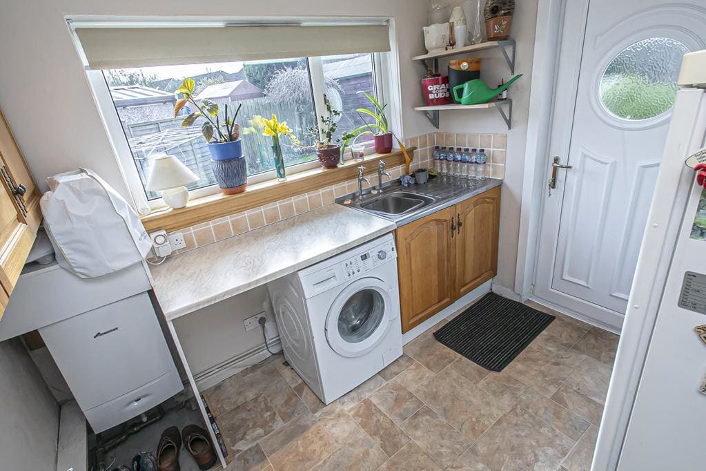 CUP1330JMP Z UTILITY ROOM.jpg