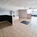 RDC0383LEVC FRONT SHOP (5).jpg