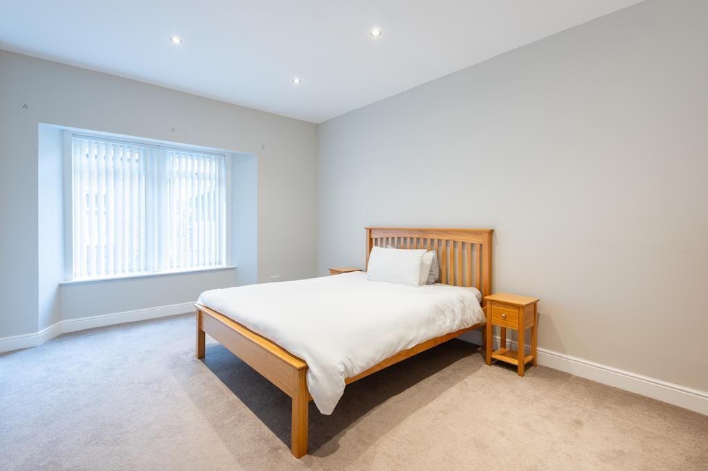 CUP1354CGM BEDROOM 3.jpg