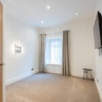 CUP1354CGM MASTER BEDROOM.jpg