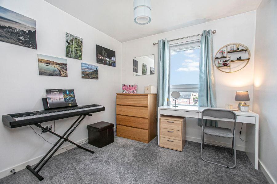 Bedroom 2.jpg