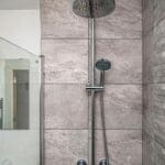 Bathroom 2.jpg