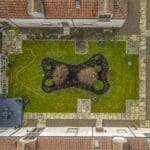 CUP1366SEG SHARED REAR AGARDEN AT REAR.jpg