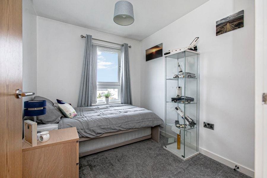 BEDROOM 3.JPG