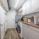 CUP1374SEG UTILITY ROOM.jpg