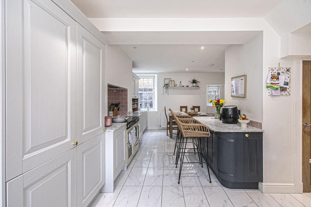 CUP1371SEG DINING KITCHEN AGAIN.jpg