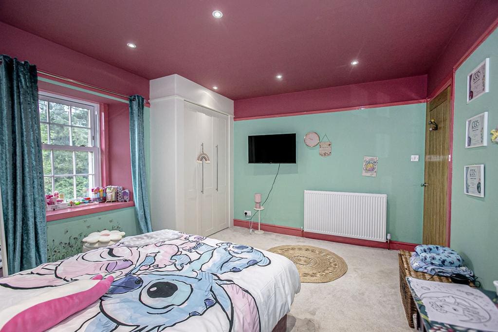 CUP1371SEG BEDROOM 2 AGAIN.jpg