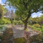 LEV1350PEM MIDDLE GARDEN.jpg