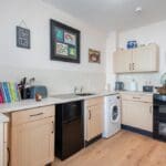 LEV1349PEM BREAKFASTING KITCHEN.jpg