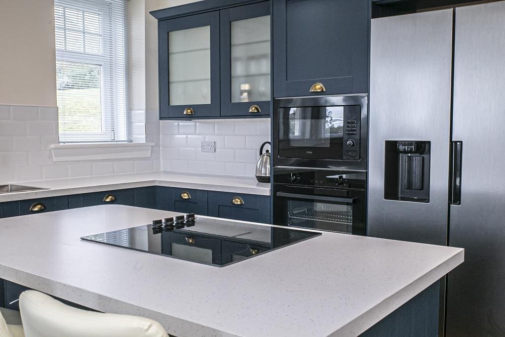 LEV1376PEM KITCHEN AGAIN.jpg