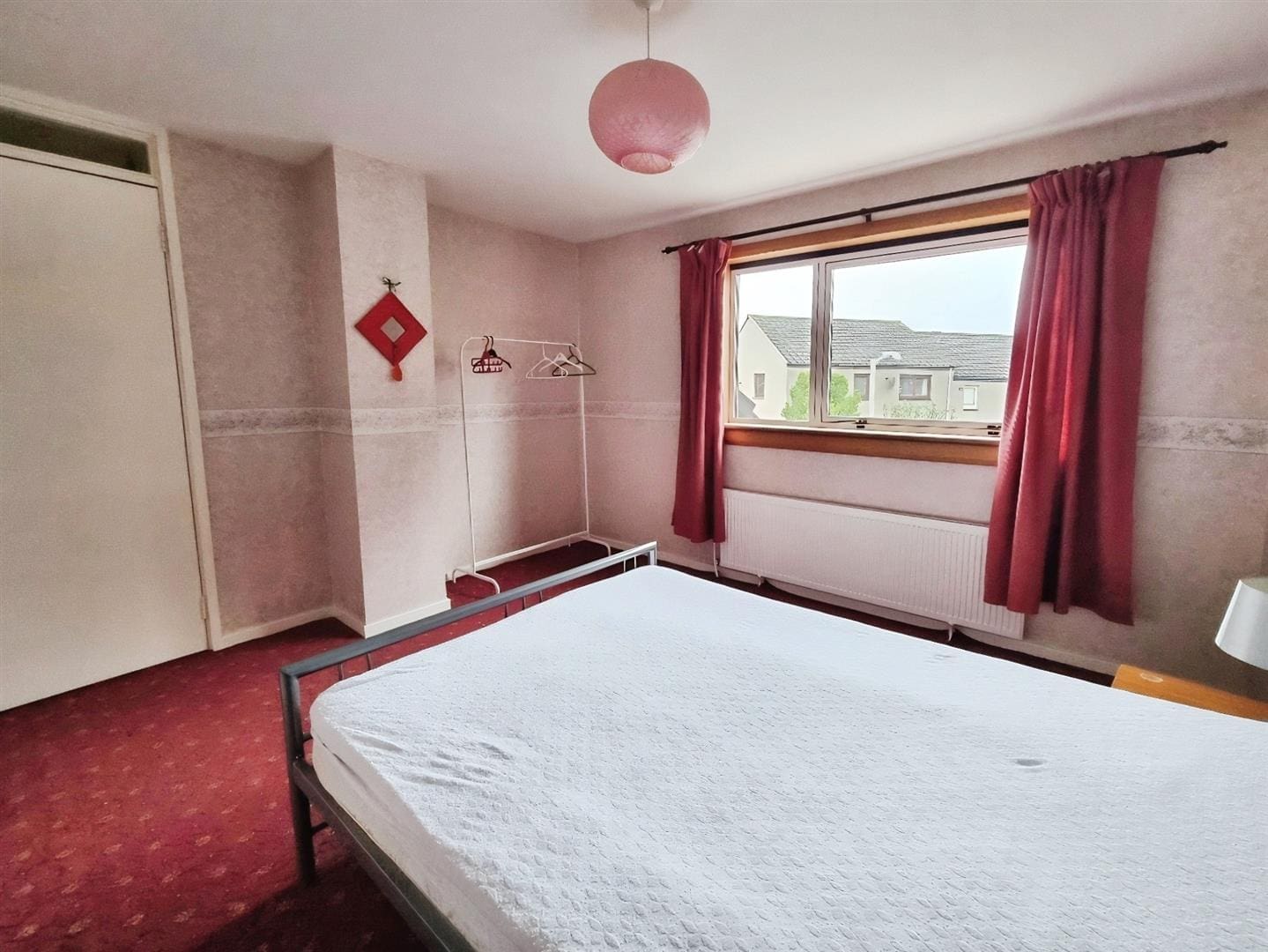 RDC0399LEVI BEDROOM 1 (2).jpg