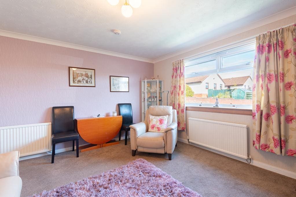 LEV1388PEM LOUNGE AGAIN.jpg