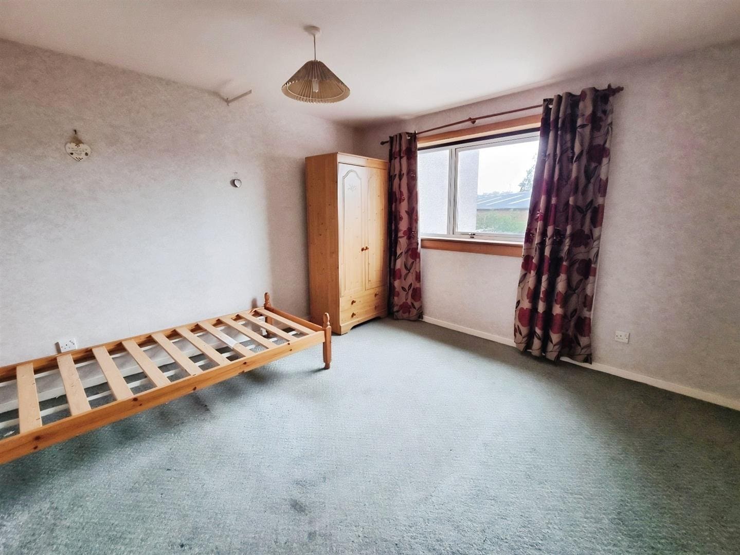 RDC0399LEVI BEDROOM 2 (2).jpg