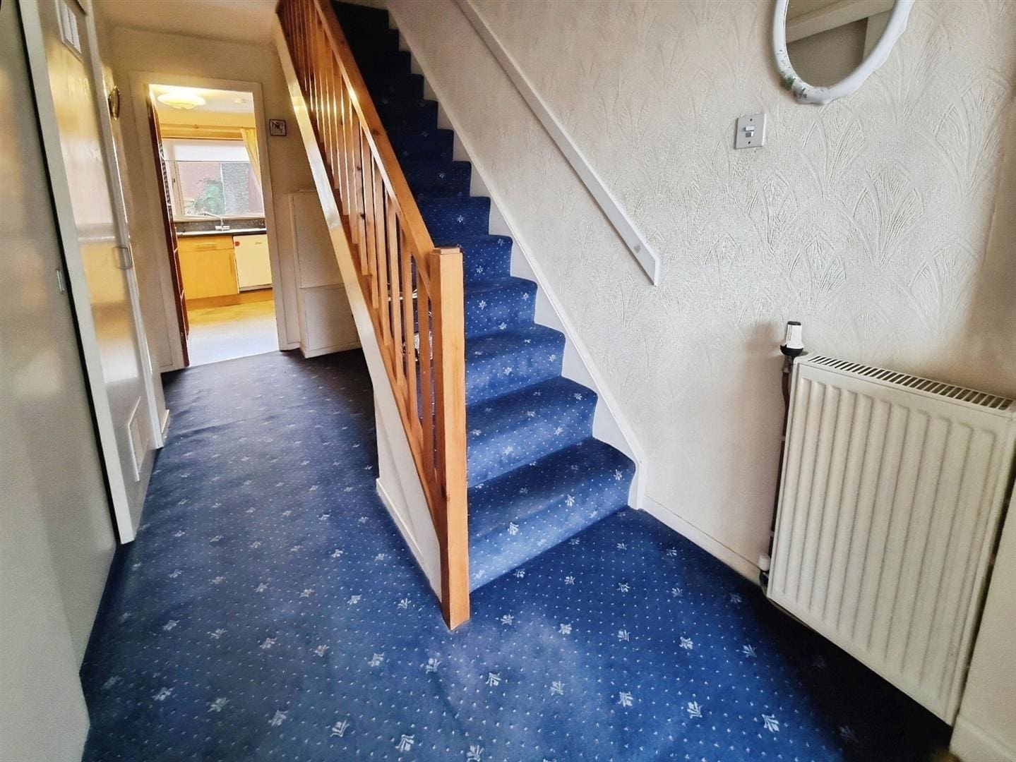 RDC0399LEVI HALLWAY.jpg