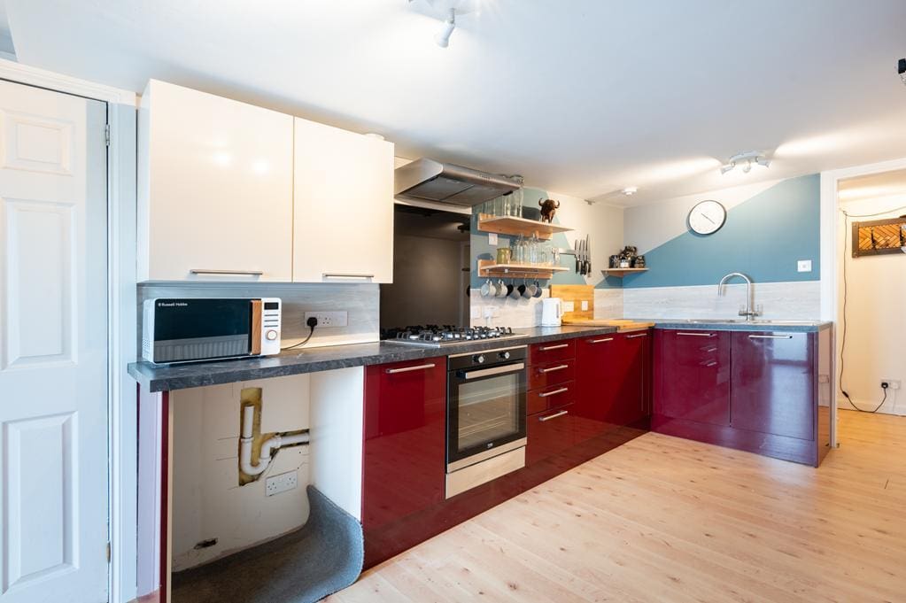 CUP1452SEG DINING KITCHEN.jpg