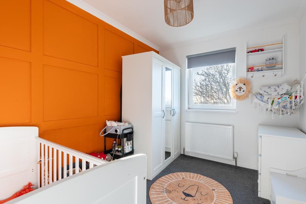 LEV1421PEM BEDROOM 3.jpg