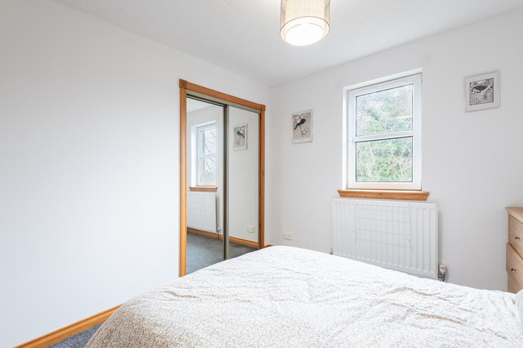 LEV1416PEM BEDROOM 1 AGAIN.jpg