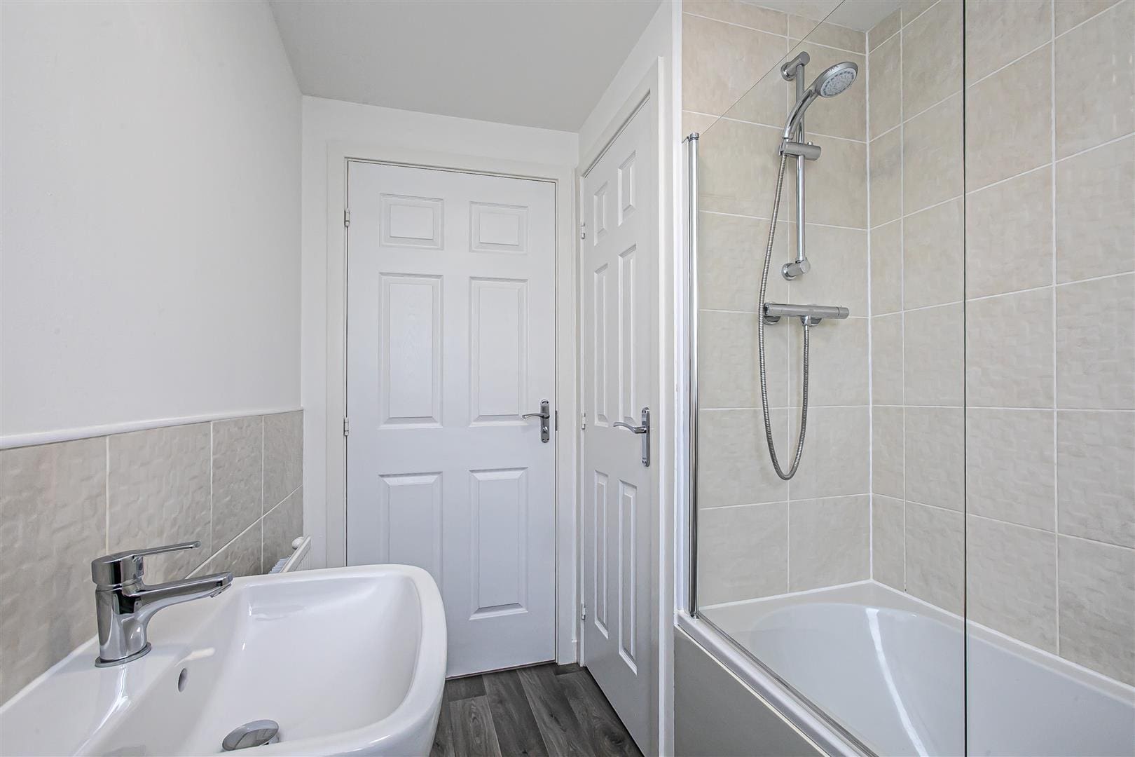 RDC0162CUPI Bathroom (1).jpg