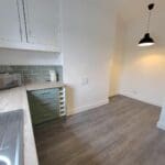 KNM0084GLEI Kitchen (1).jpeg