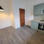 KNM0084GLEI Kitchen (2).jpeg