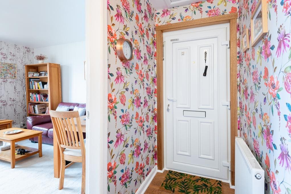 LEV1422PEM ENTRANCE.jpg