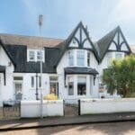 LEV1435PEM EXTERNAL.jpg