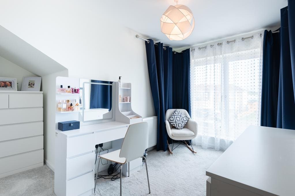 LEV1430PEM MASTER BEDROOM AGAIN.jpg