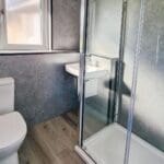 RDC0353LEVI SHOWER ROOM (1).jpg