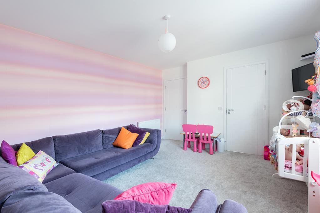 LEV1430PEM BEDROOM 4 AGAIN.jpg