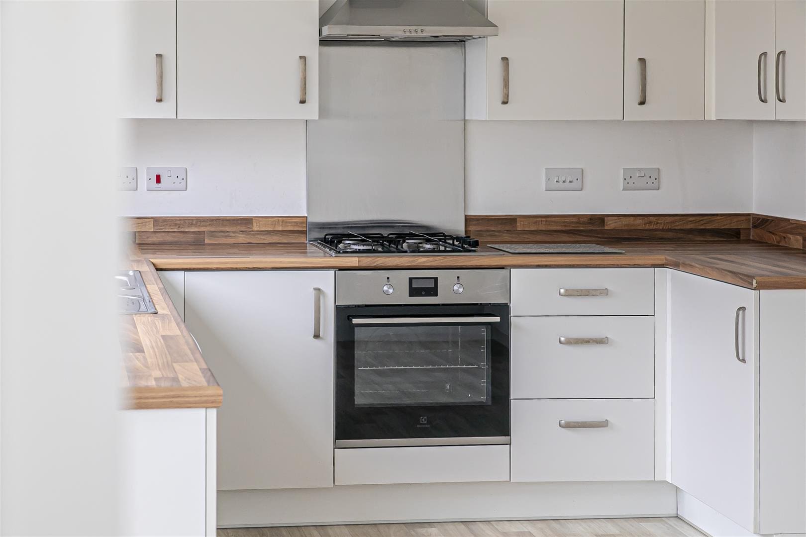 RDC0162CUPI Kitchen (3).jpg