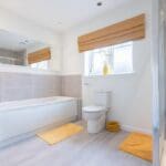 LEV1430PEM FAMILY BATHROOM.jpg