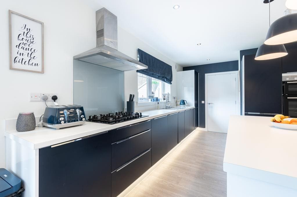 LEV1430PEM DETAIL 1.jpg