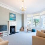 LEV1435PEM LOUNGE.jpg