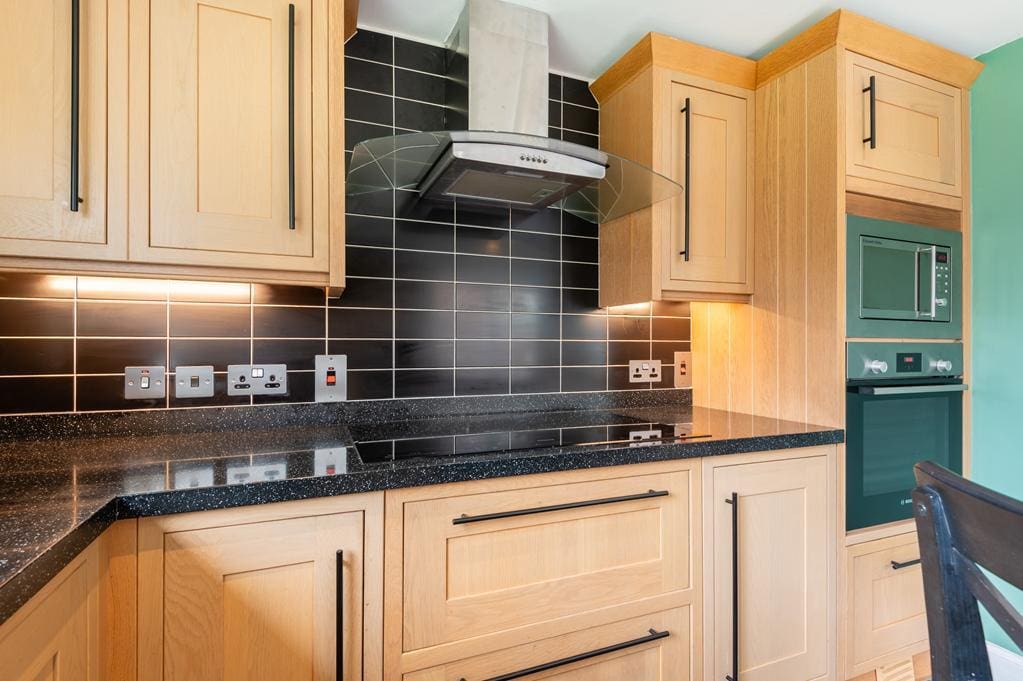 CUP1469SEG KITCHEN AREA AGAIN.jpg