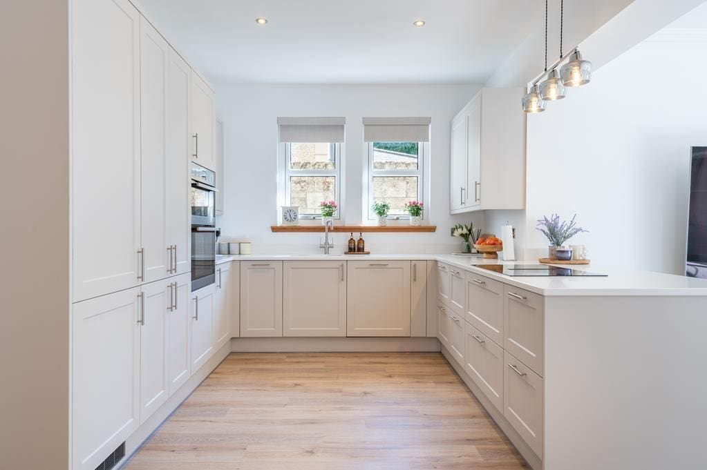 LEV1445PEM KITCHEN.jpg