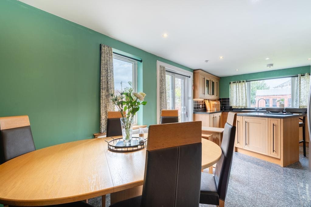 CUP1469SEG DINING TO KITCHEN.jpg