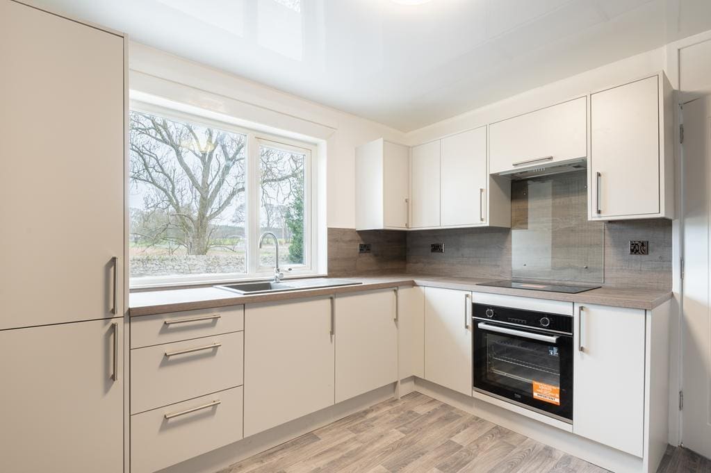 CUP1464SEG BREAKFASTING KITCHEN.jpg