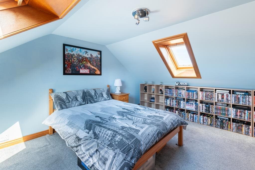 CUP1466SEG BEDROOM 1.jpg