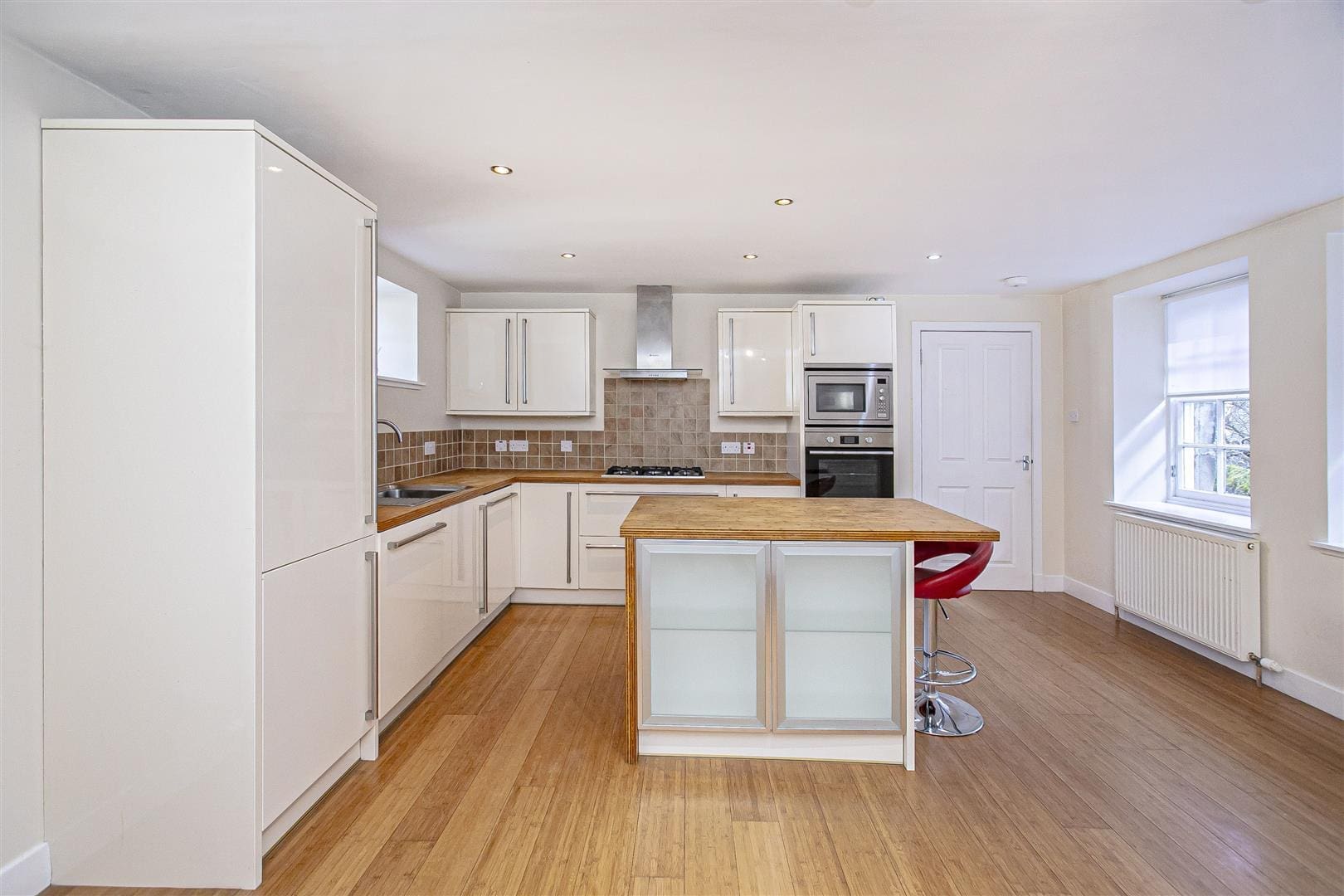JMP0617CUPI Kitchen (2).jpg