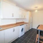 RDC0062CUPL KITCHEN (1).JPG