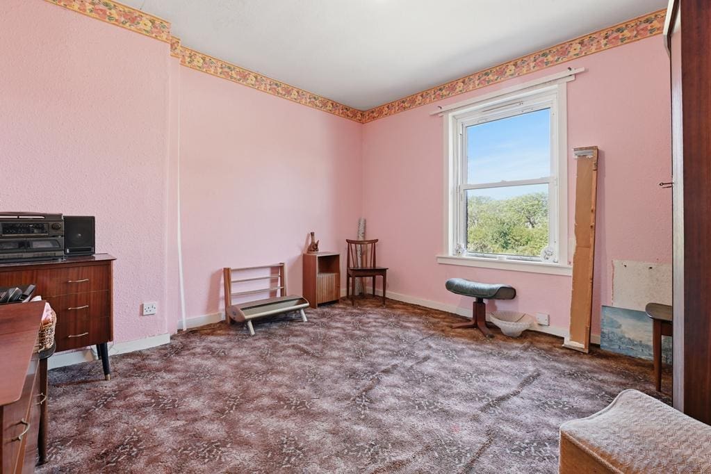 LEV1436SEG BEDROOM 2.jpg