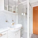 LEV1464PEM SHOWER ROOM AGAIN.jpg