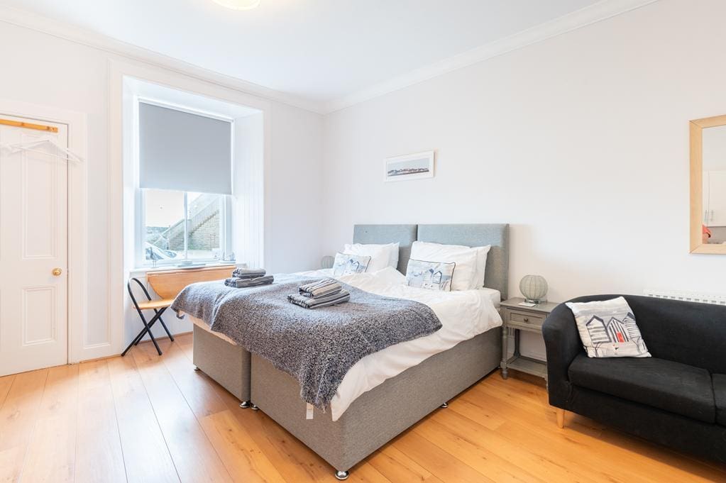 CUP1480SEG MARKET APARTMENT.jpg