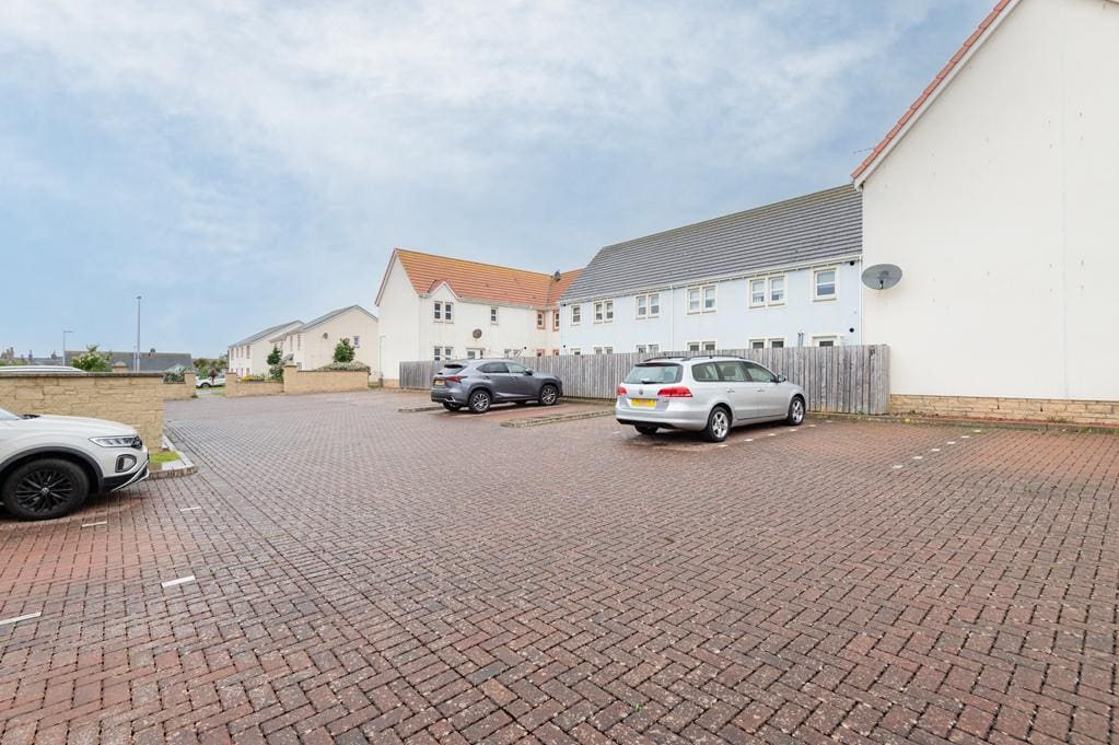 CUP1492SEG RESIDENTIAL PARKING.jpg