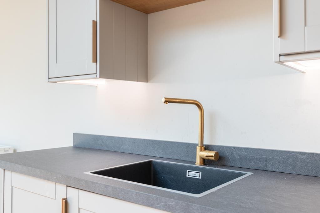 CUP1489SEG KITCHEN DETAIL.jpg