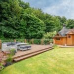 LEV1475PEM DECKING.jpg