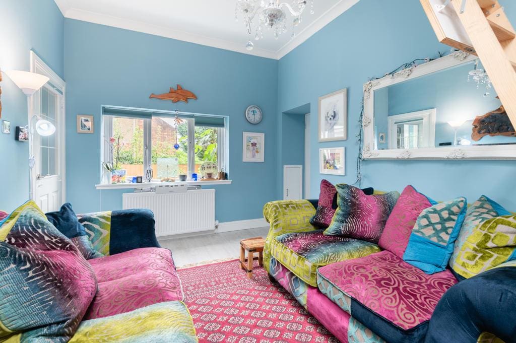 LEV1486PEM LIVING ROOM FRONT RIGHT.jpg