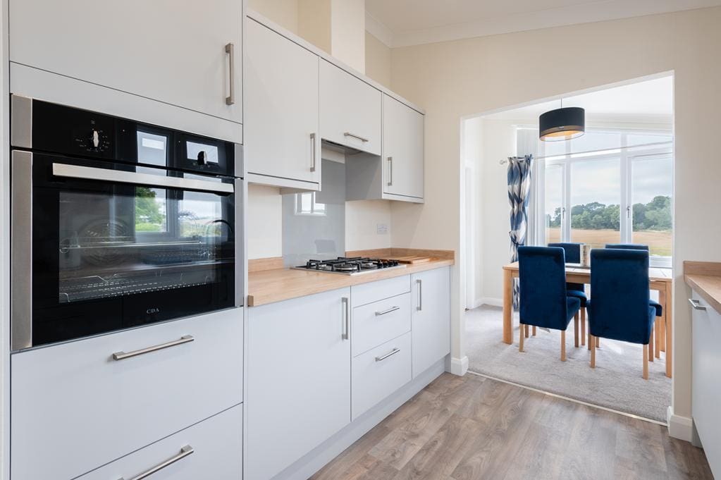 CUP1503SEG KITCHEN TO DINING.jpg